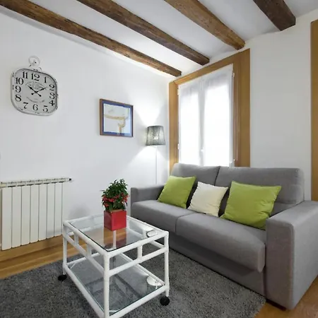 Comodo En La Parte Vieja, Old Town Apartment San Sebastian