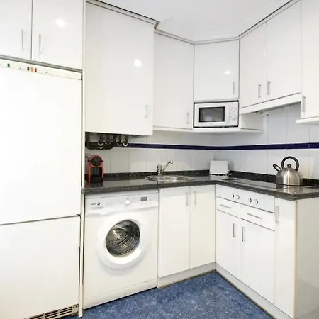 Comodo En La Parte Vieja, Old Town San Sebastian