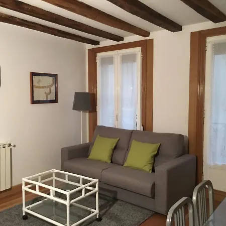 Apartment Comodo En La Parte Vieja, Old Town